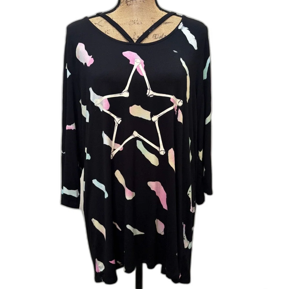Torrid Lovesick Supersoft Strappy Tee Black Tie Dye Skeletal Star Plus Size 2X - Picture 1 of 6